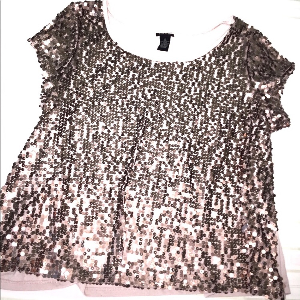 Rue 21 sequin crop top